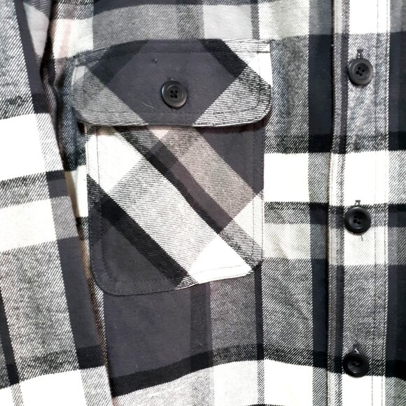 Falls Creek Men Black White Plaid Button-Up Shirt Size XL Flannel 100% Cotton - Picture 2 of 5